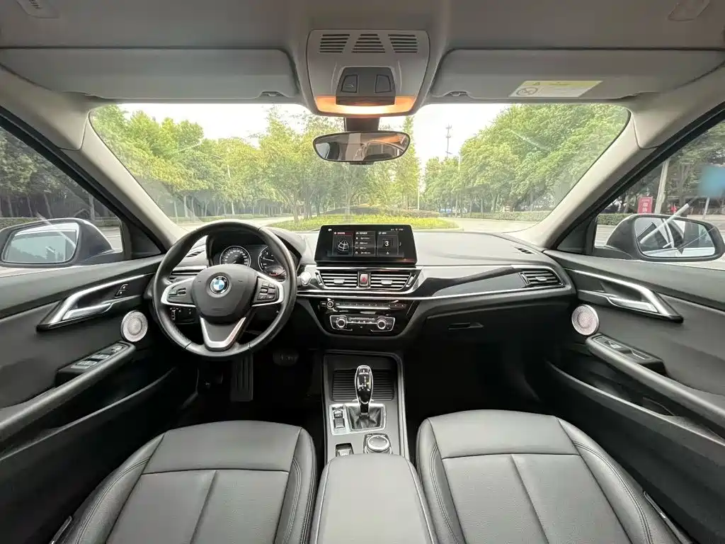 Photo 10 - BMW 1 Series