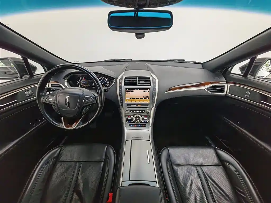 Lincoln MKZ 2018 2.0T Elegance Edition фото 5