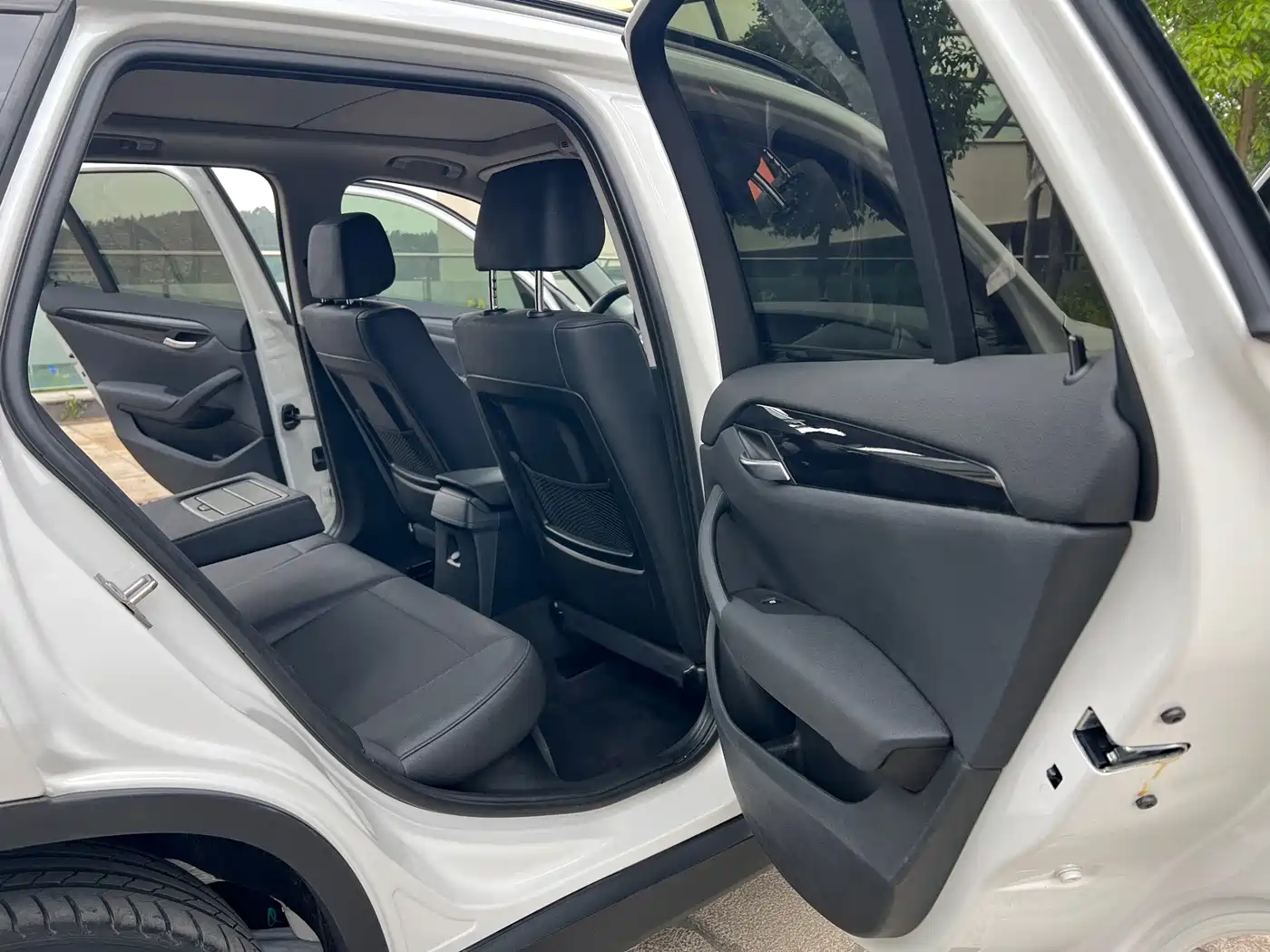 BMW X1 2015 Model sDrive18i Leading Advanced Edition фото 8