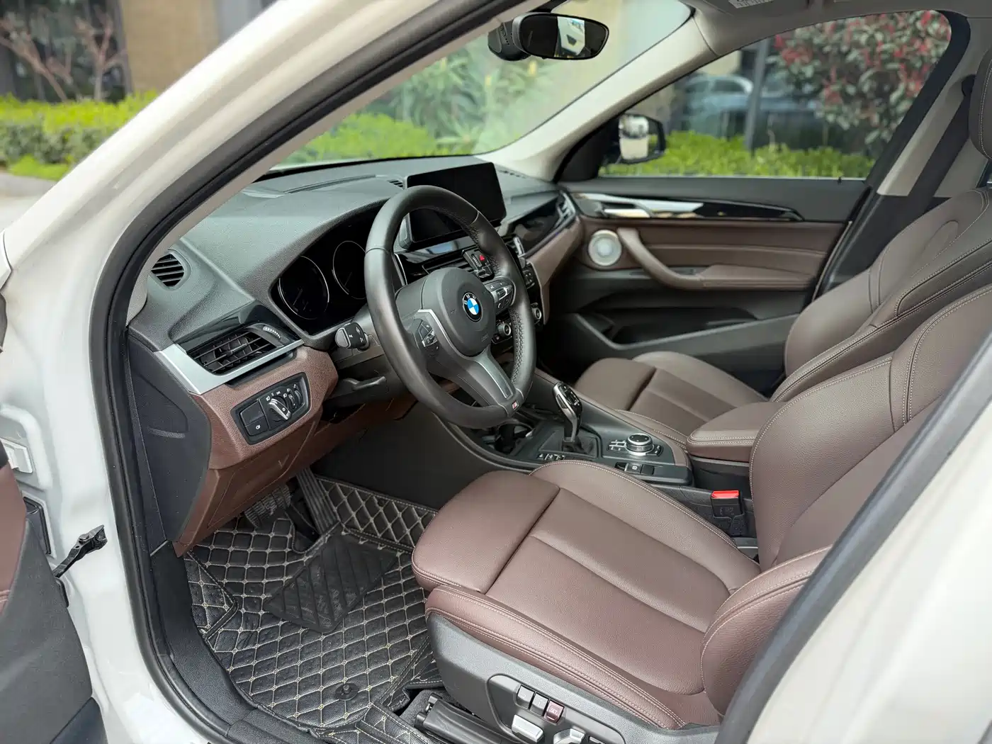 BMW X1 2022 sDrive25Li Leading фото 3