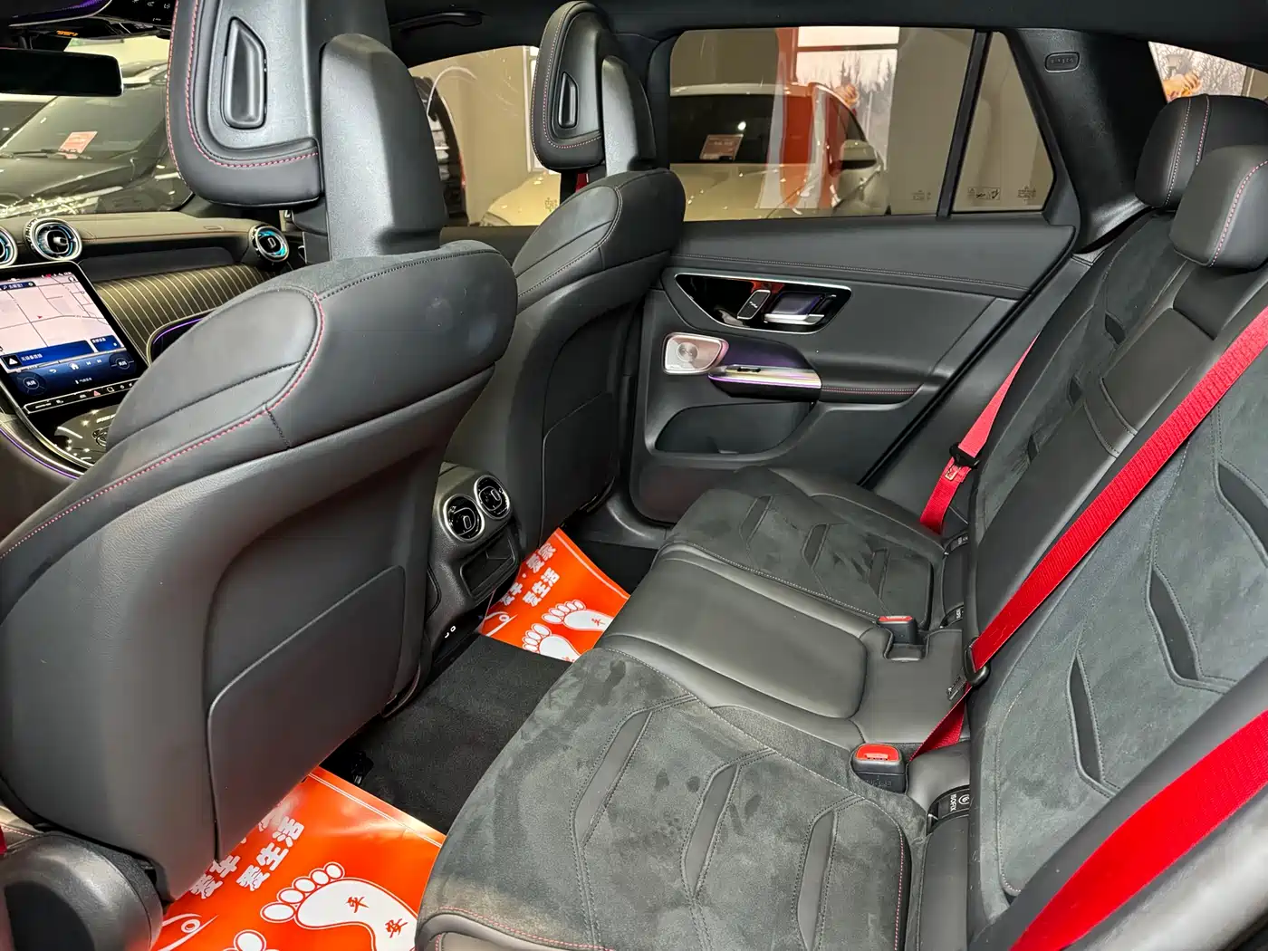 MERCEDES-BENZ GLC AMG