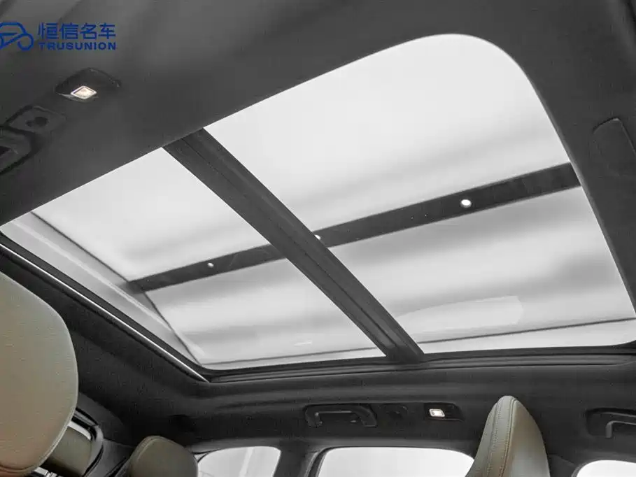 Фото 20 - Volvo XC60