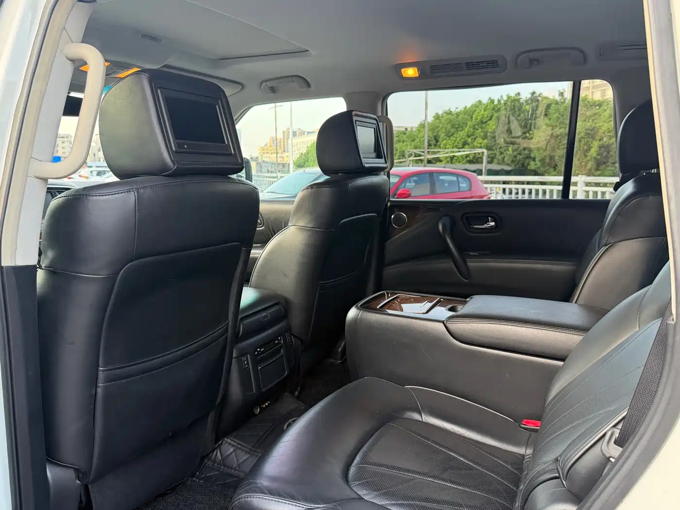 Infiniti QX80 2014 2013 5.6L 4WD