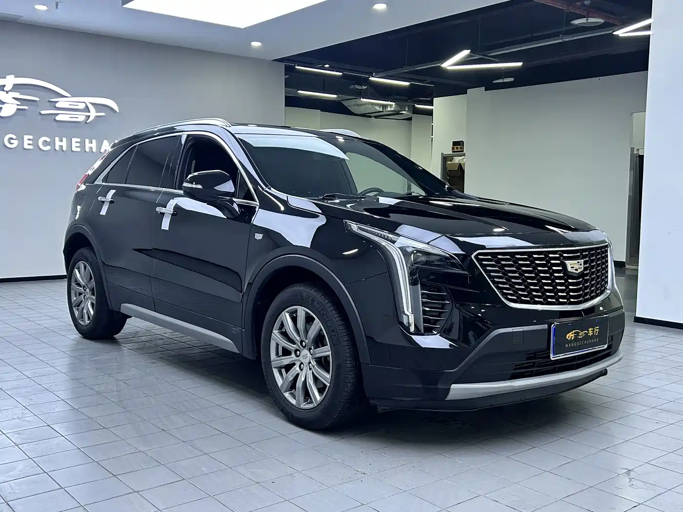 Cadillac XT4 2018 28T FWD Leading Edition фото 3