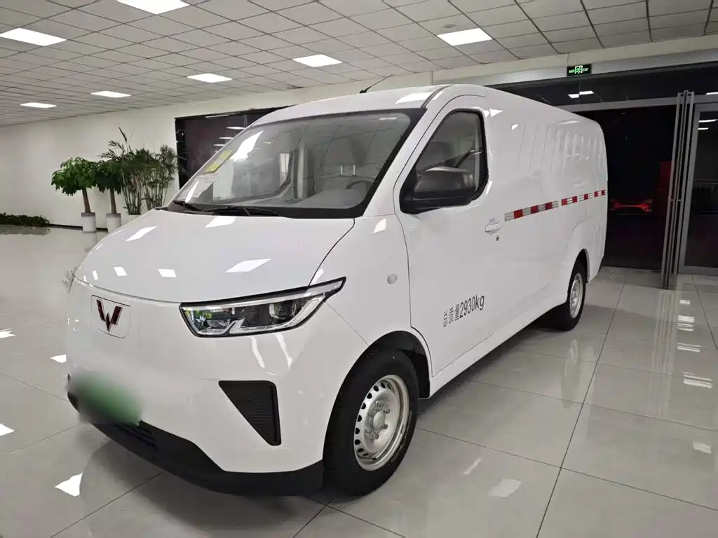 Wuling Motors Wuling Yangguang 2026 2024 300km Practical Enclosed Window Version 60kW