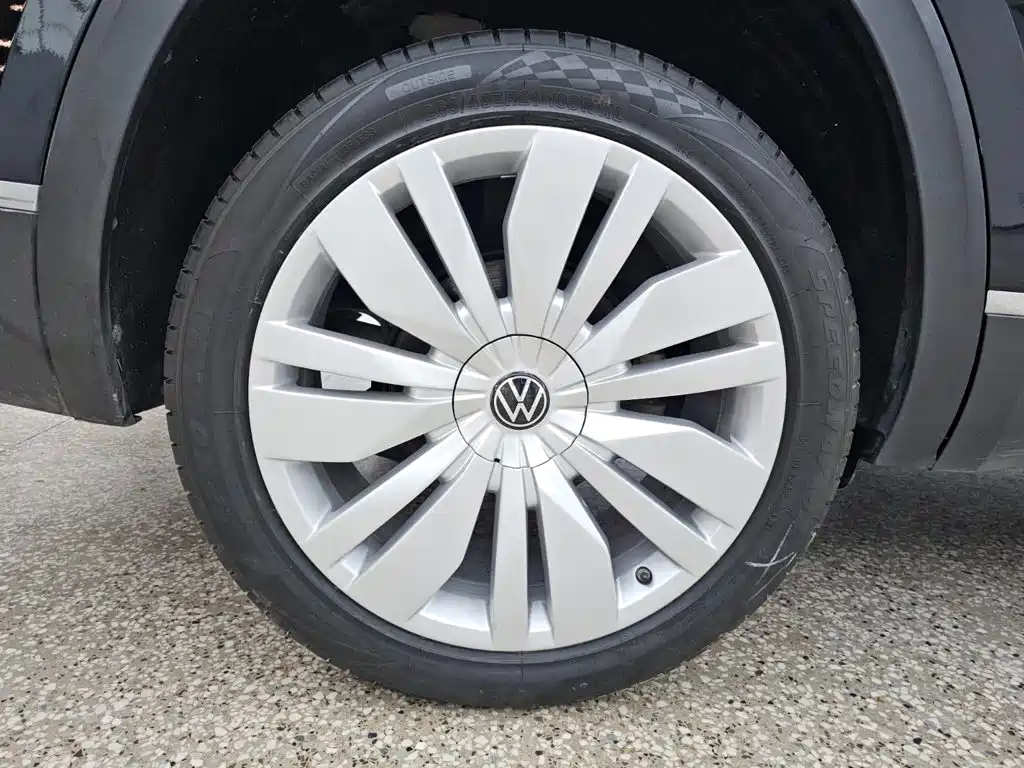 Фото 15 - Volkswagen Teramont