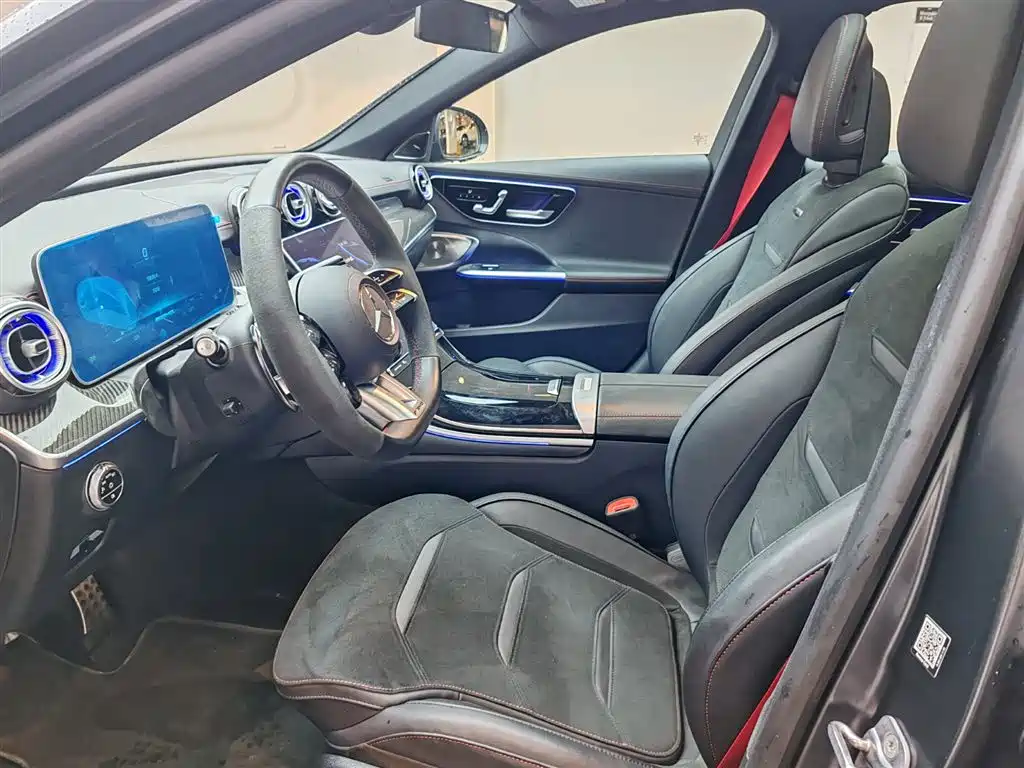 Mercedes-Benz C-Class AMG 2025 AMG C 43 4MATIC фото 18