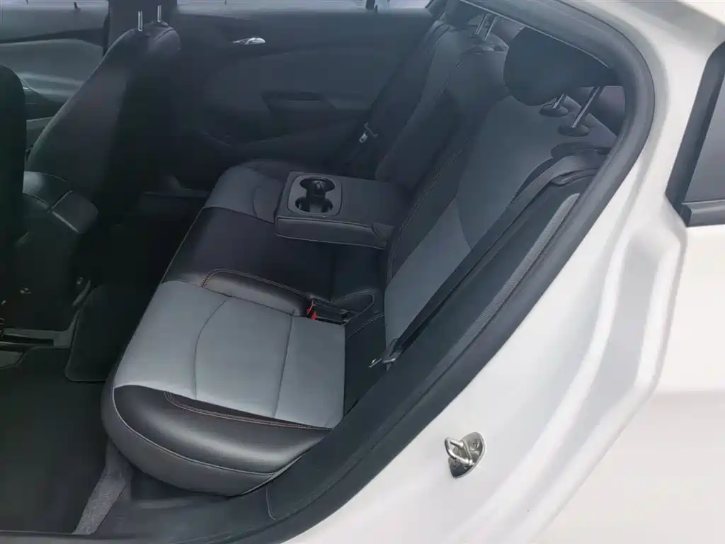 Chevrolet Cruze 2018 Redline 320 Automatic Urban Edge Edition фото 24