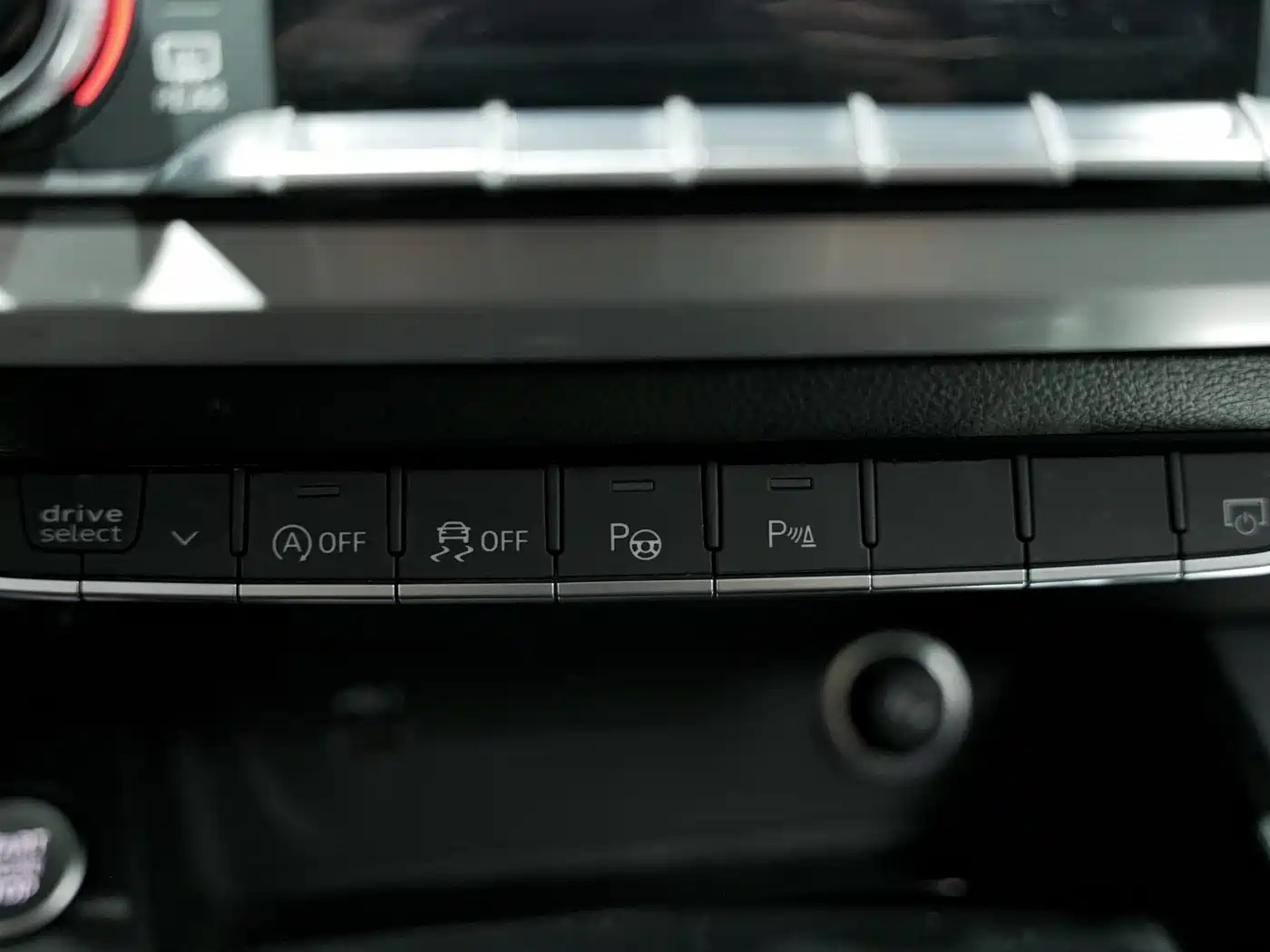 Audi A4L 2020 40 TFSI quattro Luxury Dynamic фото 8