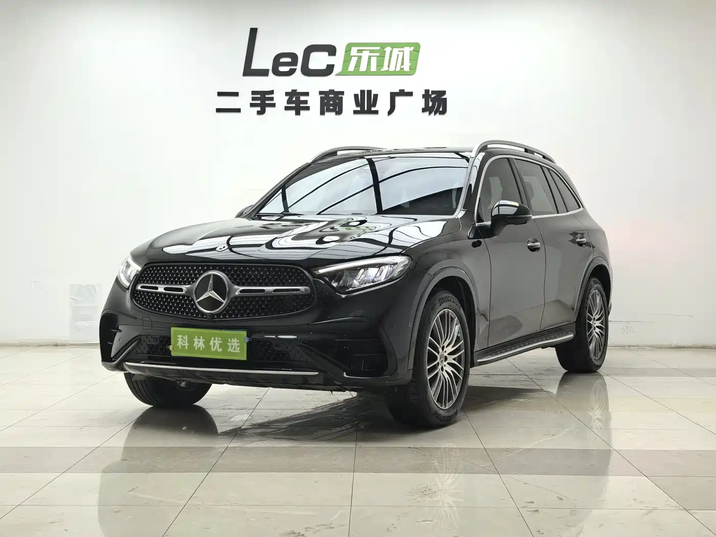 MERCEDES-BENZ GLC