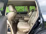 Photo 4 - Toyota Highlander