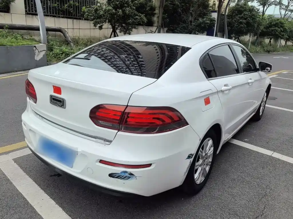 Qoros 3 2017 2017 Sedan 1.6L Automatic Zhiyue