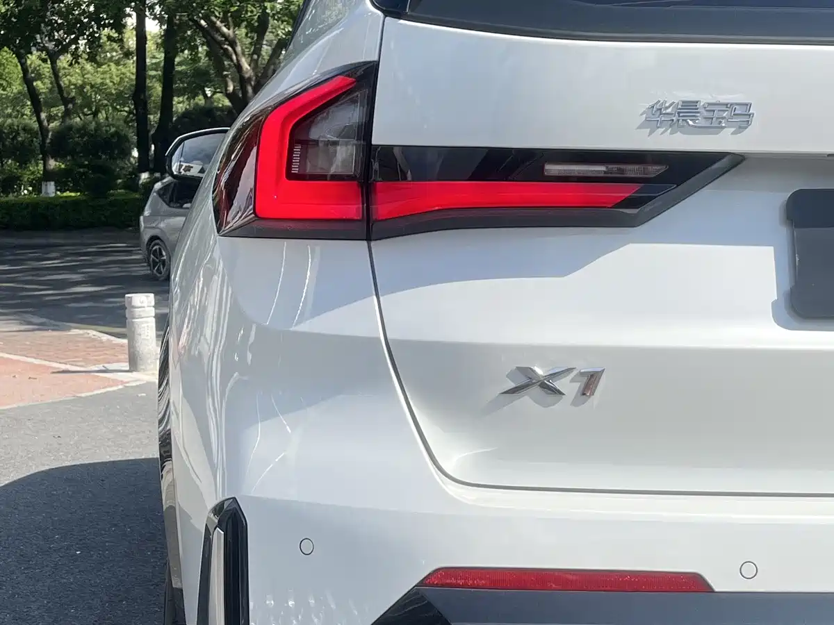 BMW X1 2024 sDrive25Li X Design Package фото 9