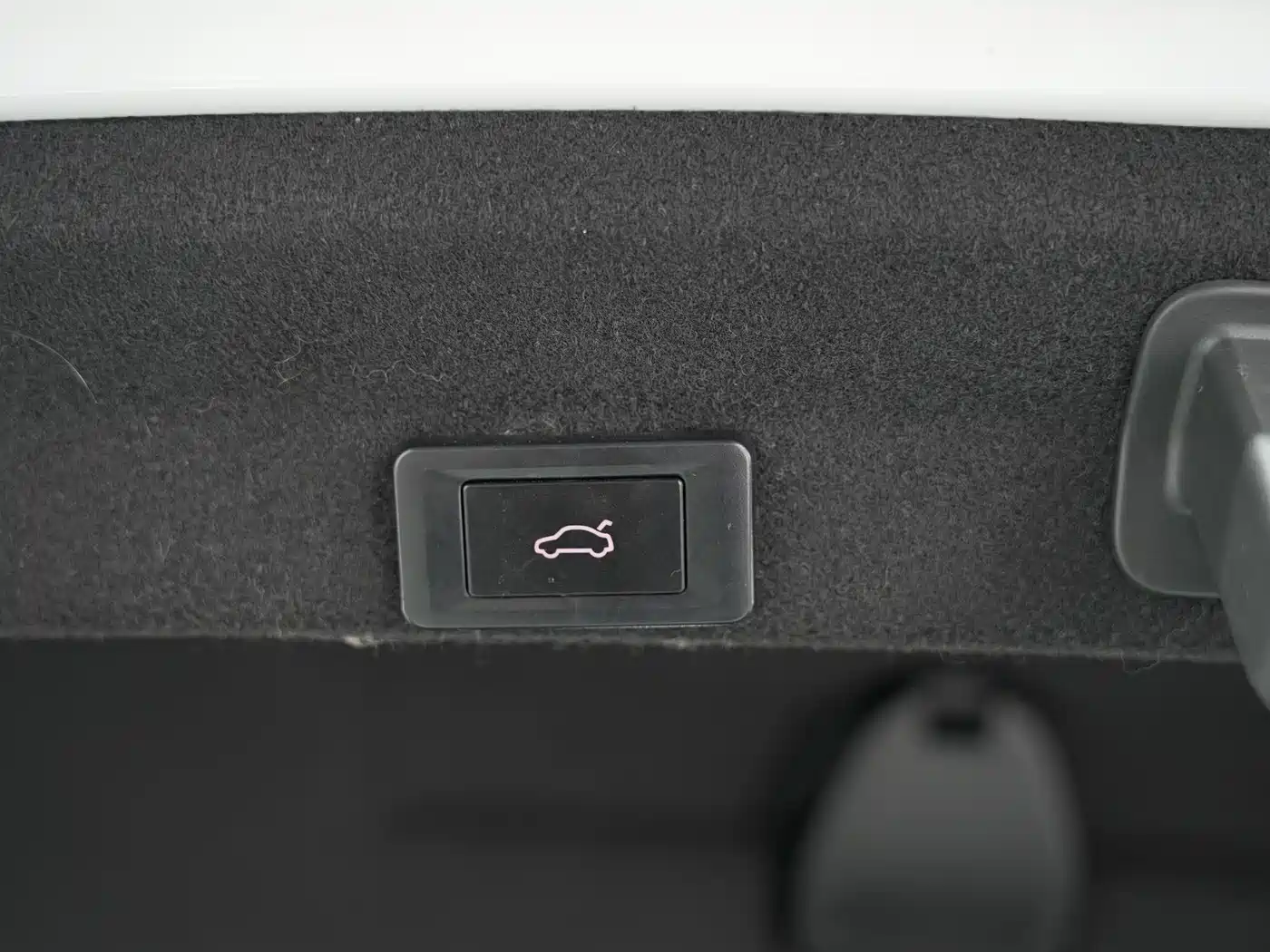Audi A4L 2020 40 TFSI quattro Luxury Dynamic фото 18