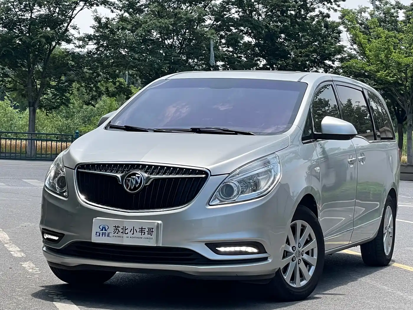 Buick GL8 2017 25S Premium Model China V фото 2