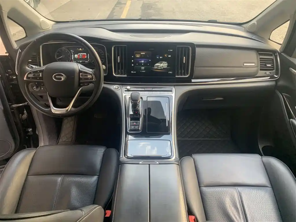 GAC Trumpchi Trumpchi M8 2023 Leading Series 390T Premium Edition фото 11