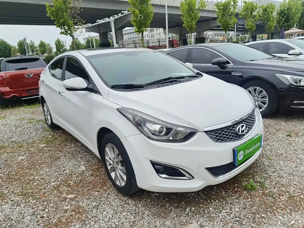 Hyundai Langdong 2016 1.6L Automatic Premium Edition фото 4