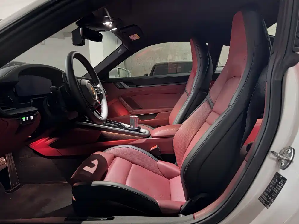 Porsche 911 2025 Carrera 3.0T фото 4
