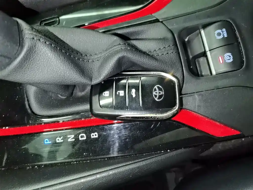 Toyota Levin 2021 Dual Engine 1.8H E-CVT Sport фото 9
