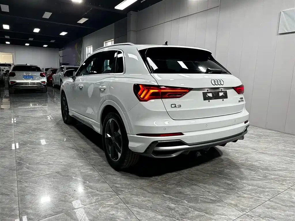 Audi Q3 2022 35 TFSI Fashion Dynamic фото 6