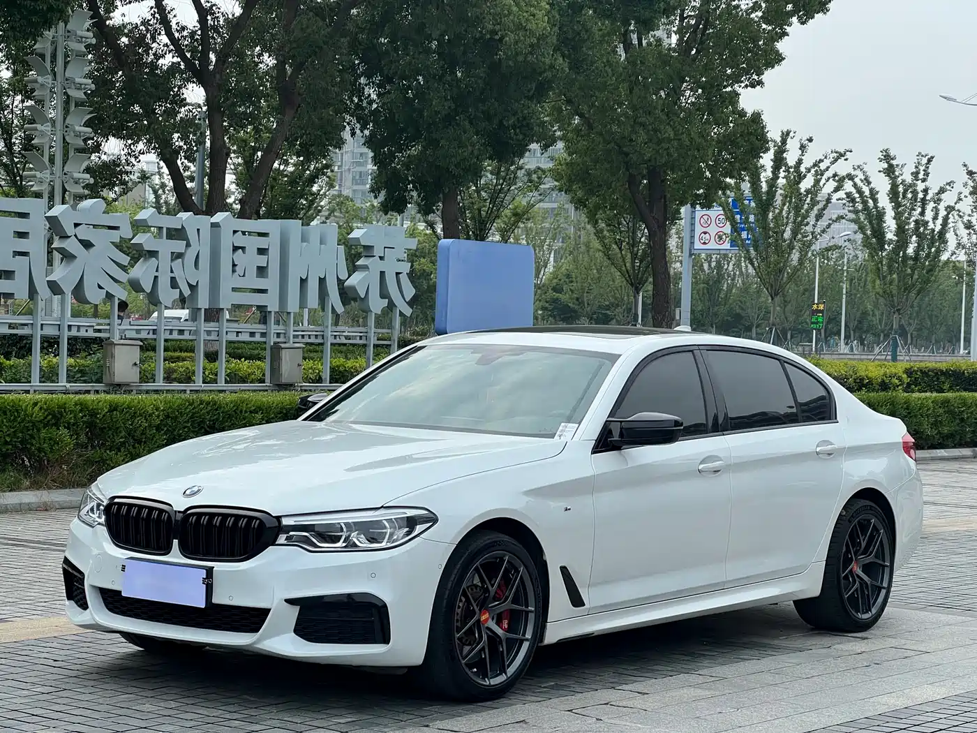 BMW 5 Series 2019 Facelift 530Li Leading M Sport Package