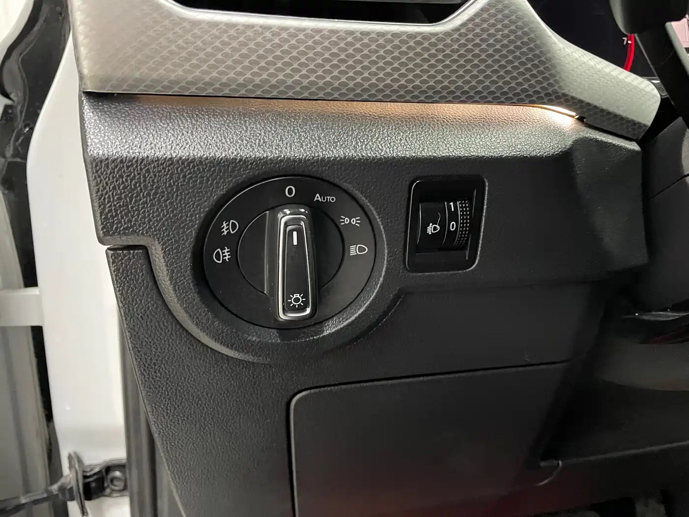 VOLKSWAGEN EXPLORING THE SHADOW