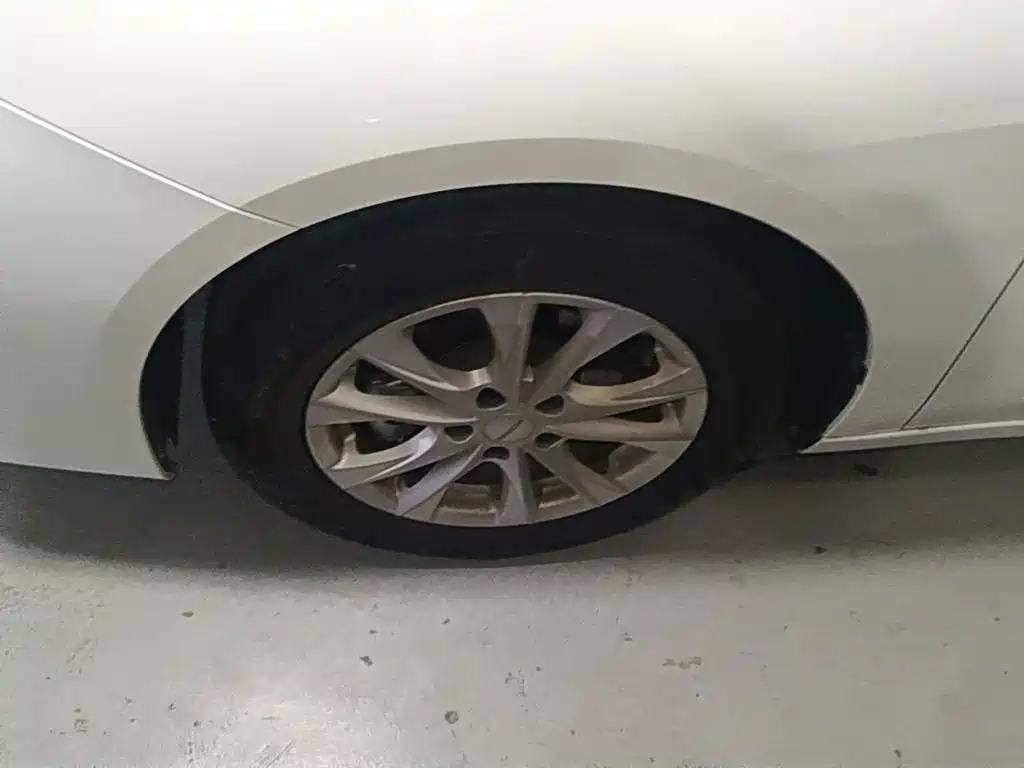 Roewe i5 2025 2023 1.5L CVT Luxury Edition