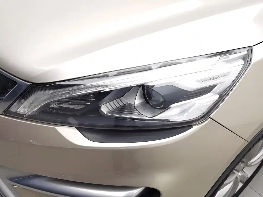 Photo 7 - Geely Emgrand GS