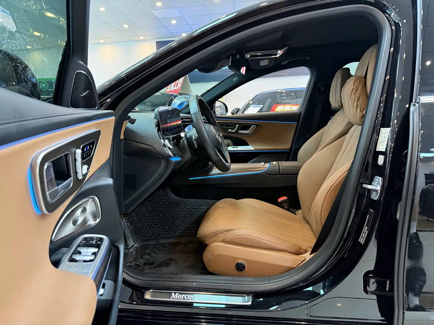 Mercedes-Benz E-Class 2024 Model E 300 L Luxury фото 10