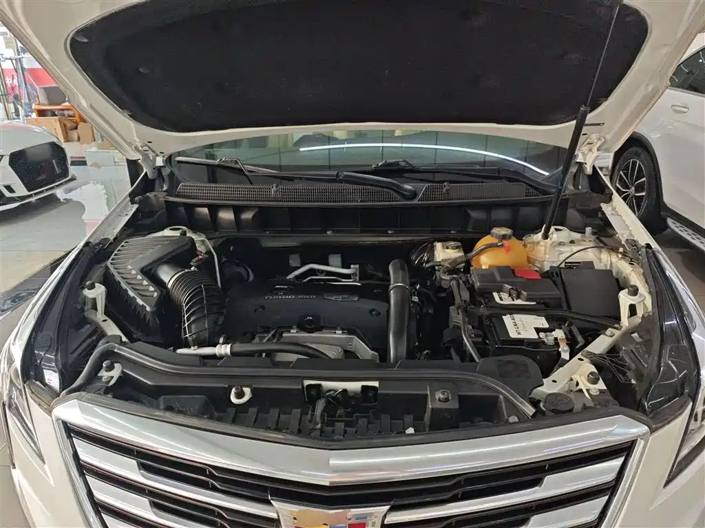 Cadillac XT5 2016 25T Technology Model фото 20