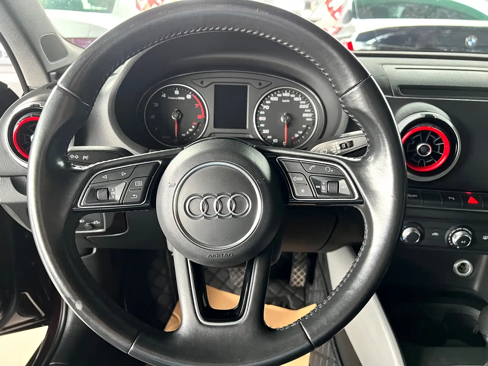 Фото 6 - Audi A3