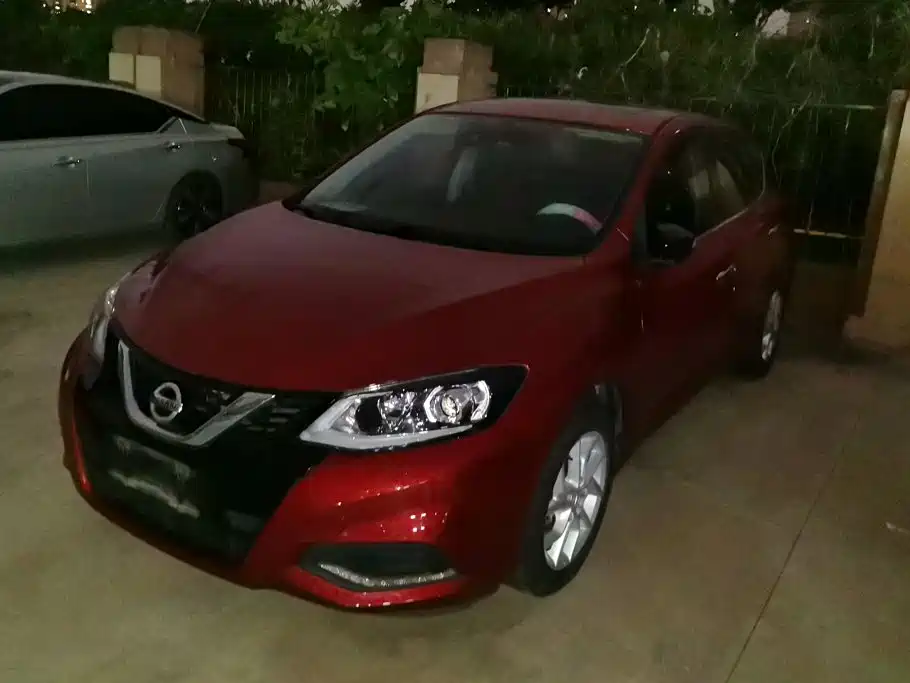 Nissan Tiida 2021 1.6L CVT Smart Drive Edition