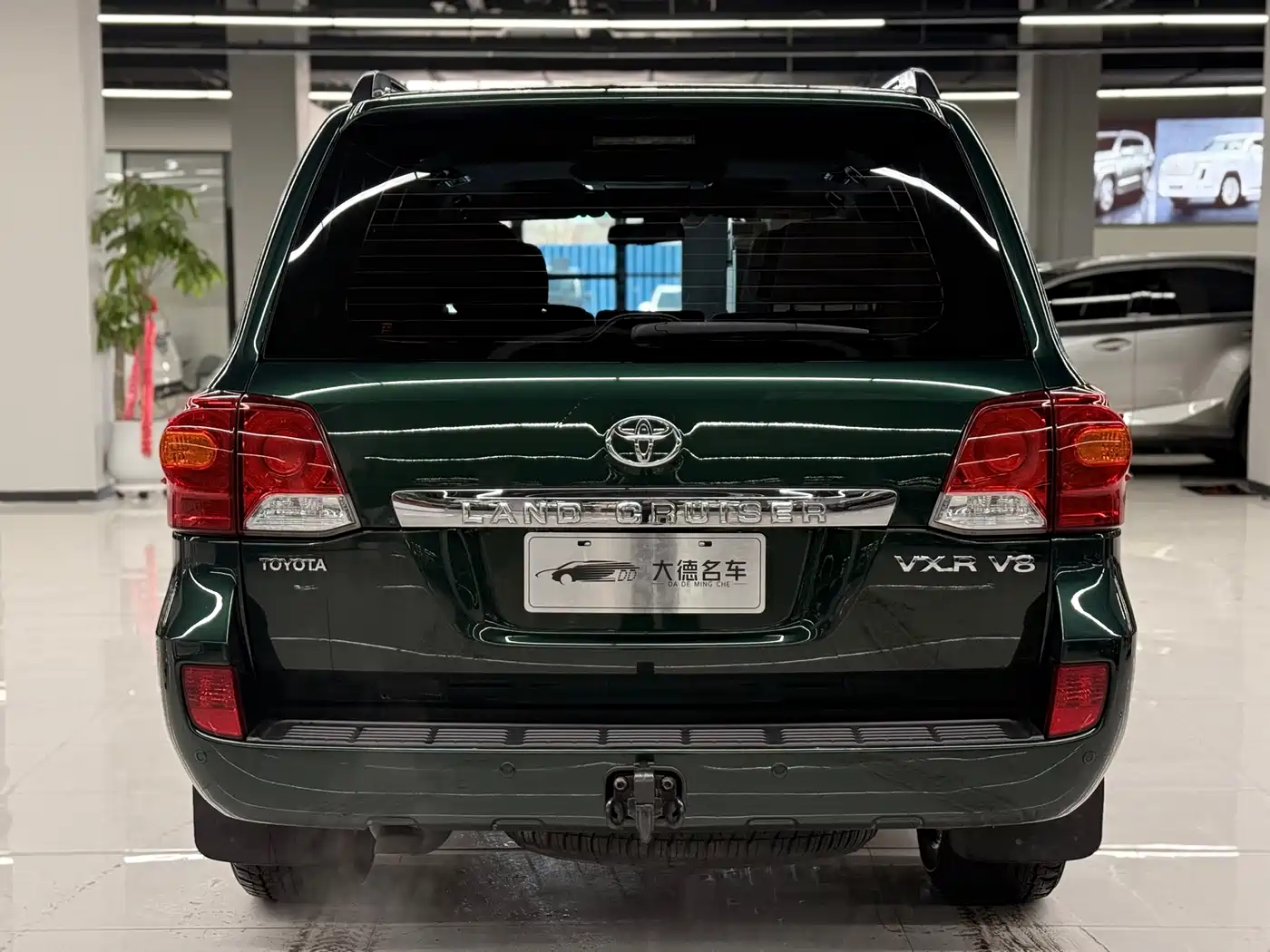 Toyota Land Cruiser 2012 4.6L Automatic VX-R фото 4