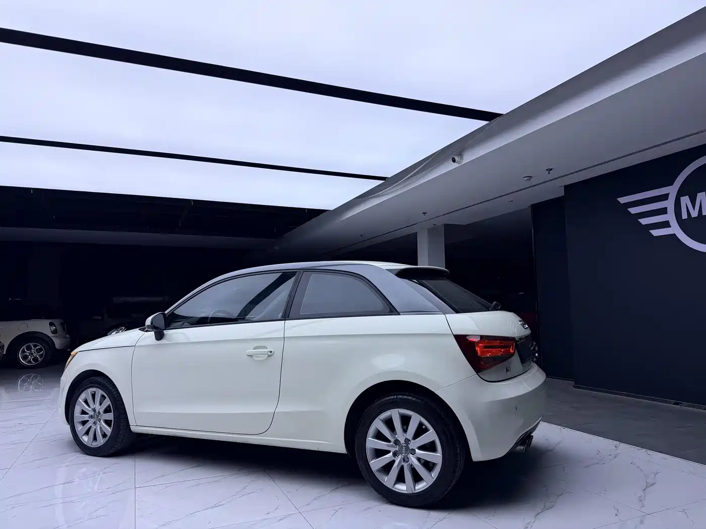 Audi A1 2012 1.4 TFSI Ego фото 7