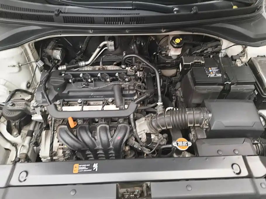 Photo 10 - Hyundai Verna