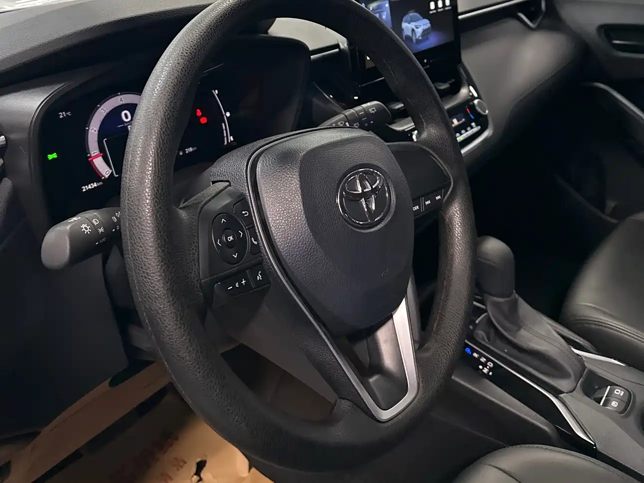 Toyota Frontlander 2023 2.0L CVT Elite Edition фото 14