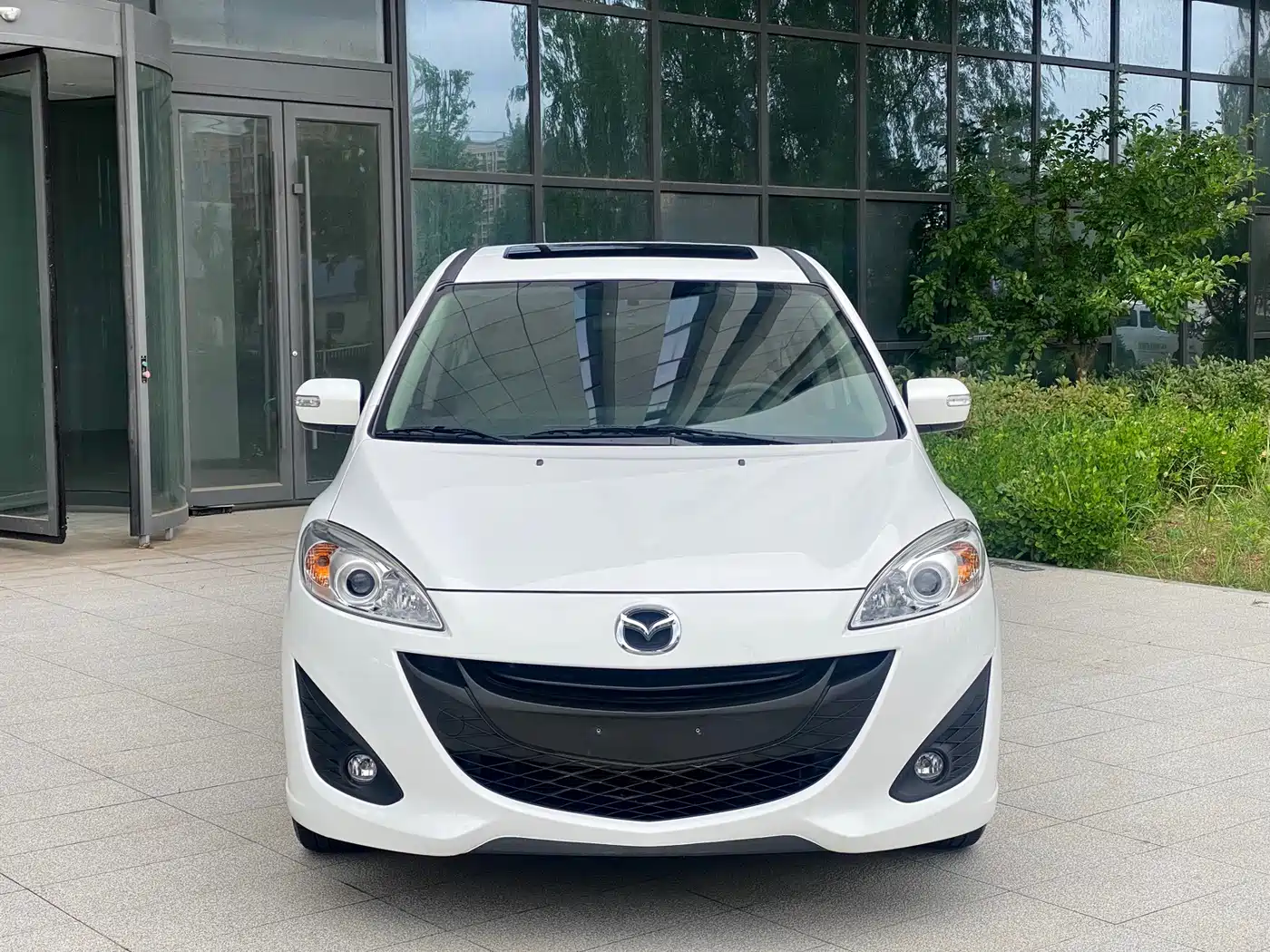 Mazda Mazda5 2013 2.0L Manual Comfort фото 2