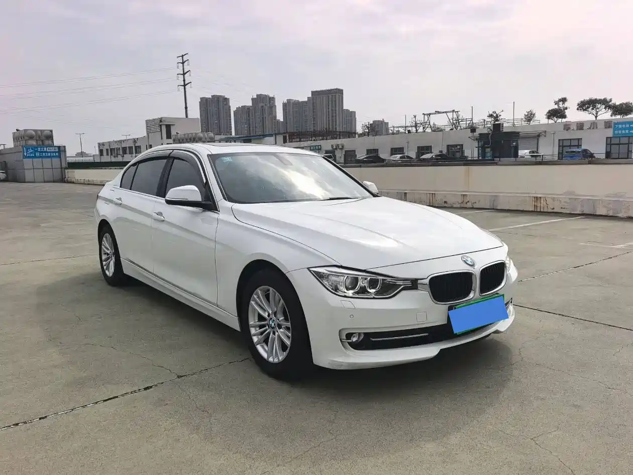 BMW 3 Series 2015 320Li Fashion фото 3