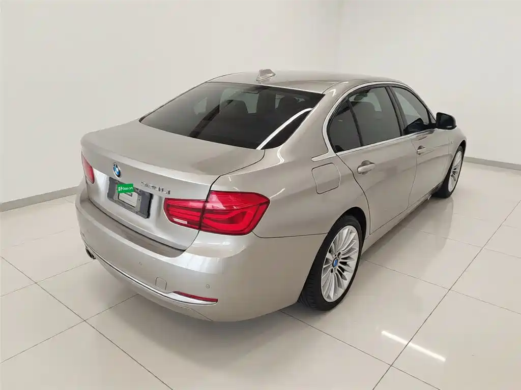 BMW 3 Series 2018 320Li Fashion Style фото 5