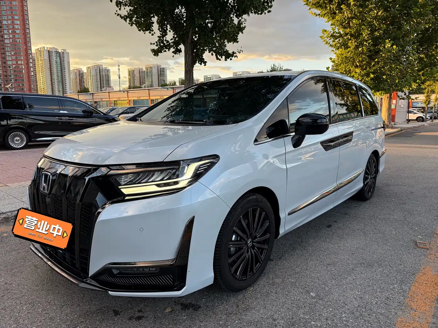 Honda Elysion 2025 2.0L e:HEV Premium Edition