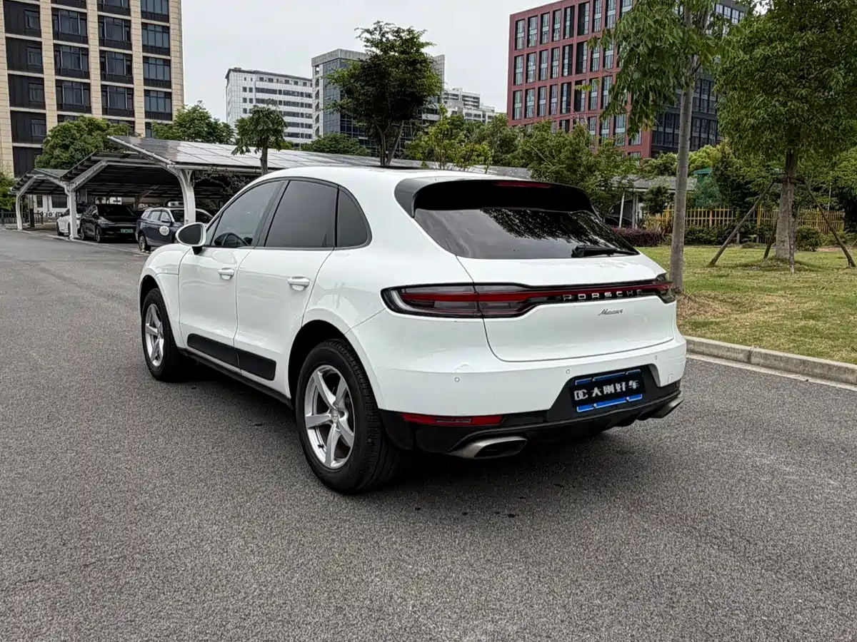 Porsche Macan 2021 Macan 2.0T фото 4