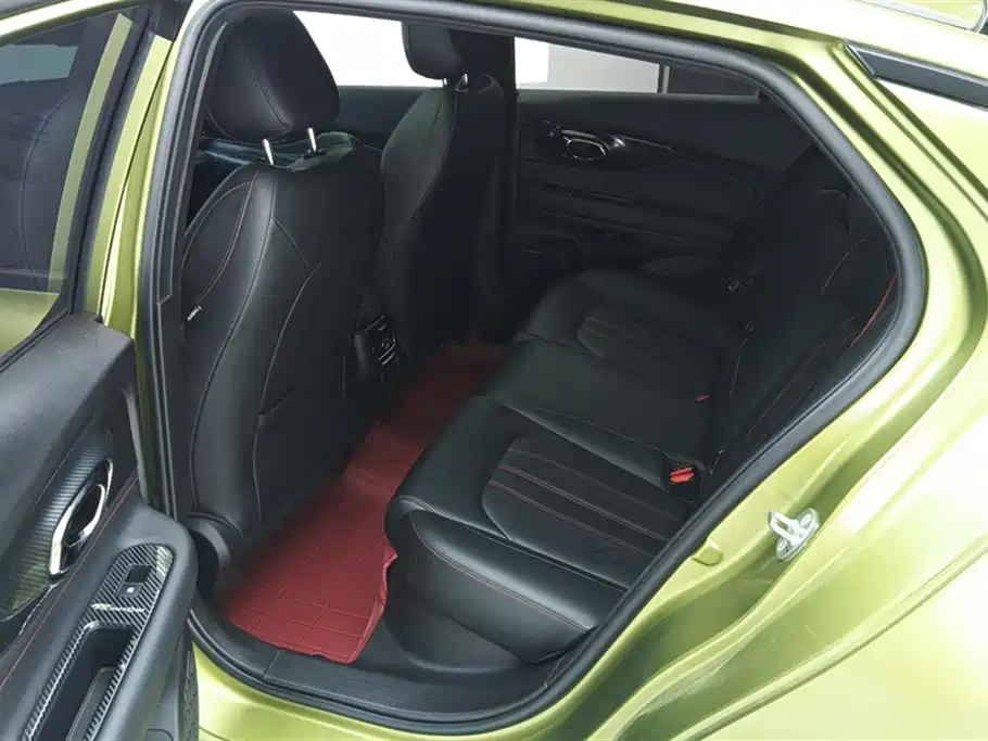 GAC Trumpchi Trumpchi Emkoo 2021 270T DCT J16 Edition фото 11