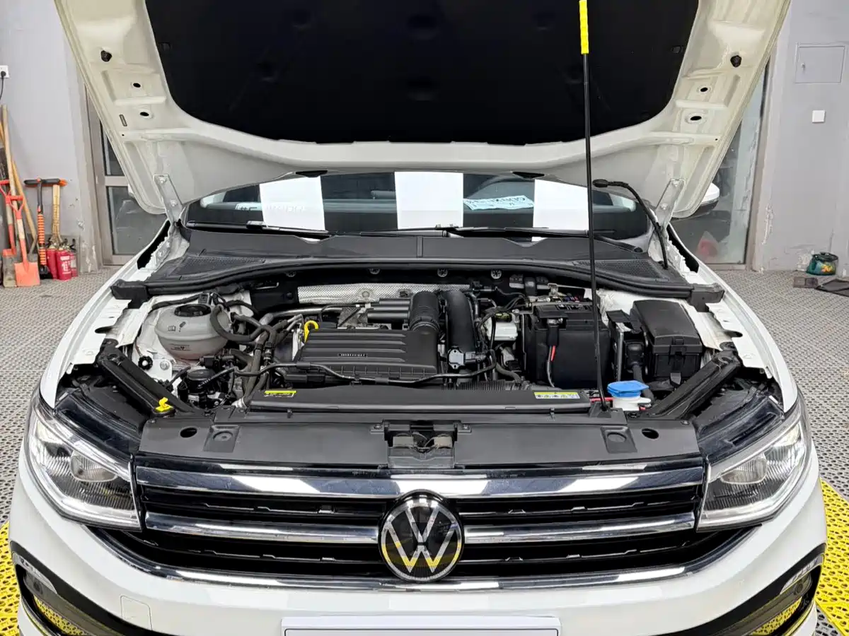 Volkswagen Bora 2023 280TSI DSG Prestige Edition фото 9