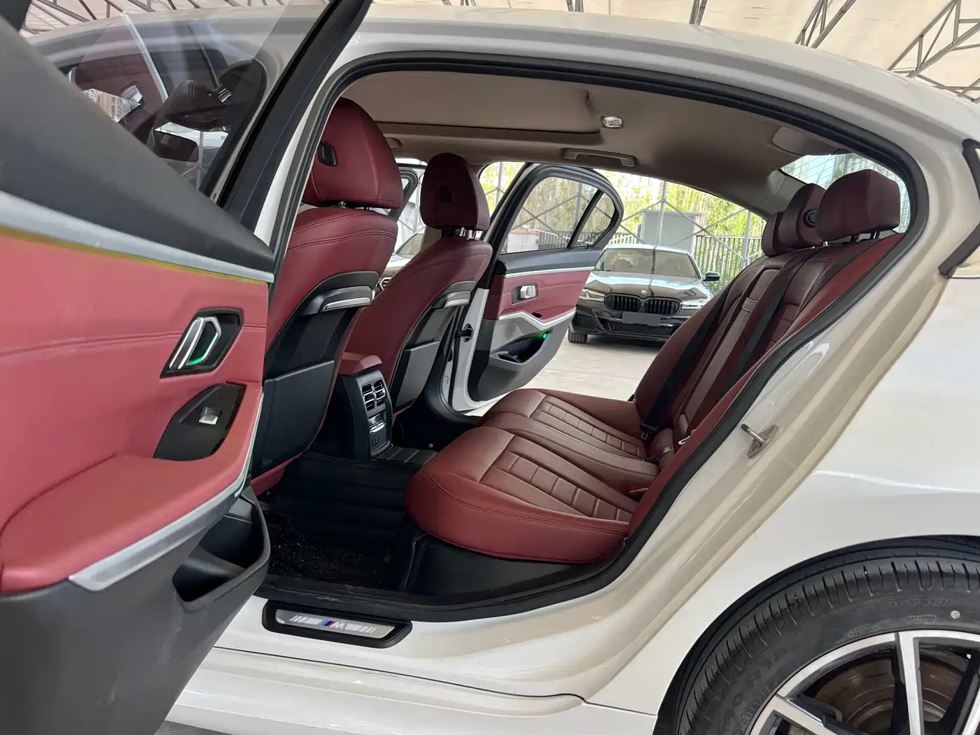 BMW 3 Series 2022 320Li M Sport Package фото 22
