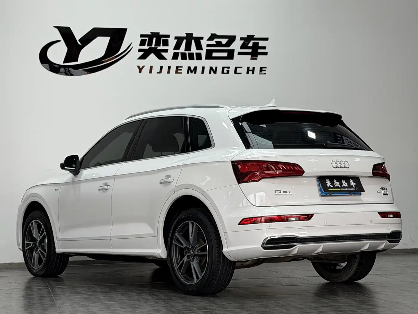 Audi Q5L 2018 40 TFSI Premium Fashion China VI фото 10