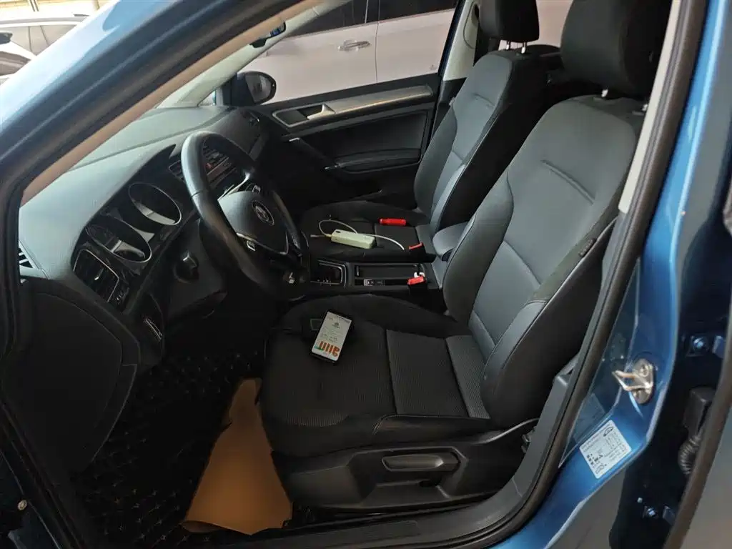 Volkswagen Golf 2018 230TSI Automatic Comfort фото 15