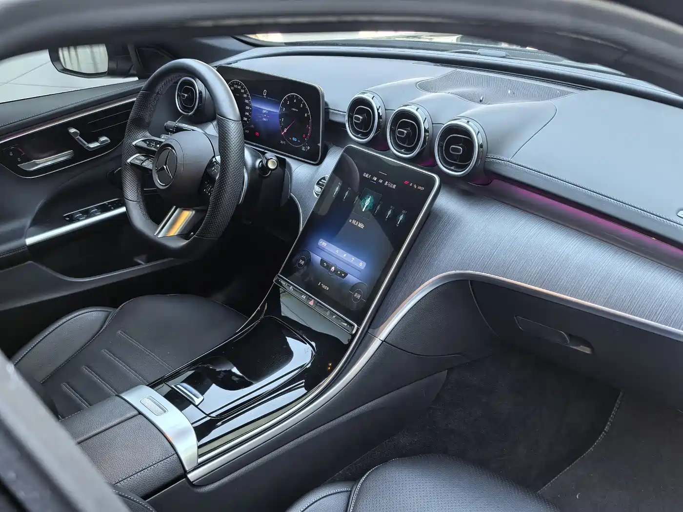 Mercedes-Benz C-Class 2022 C 200 L Sport Version фото 9