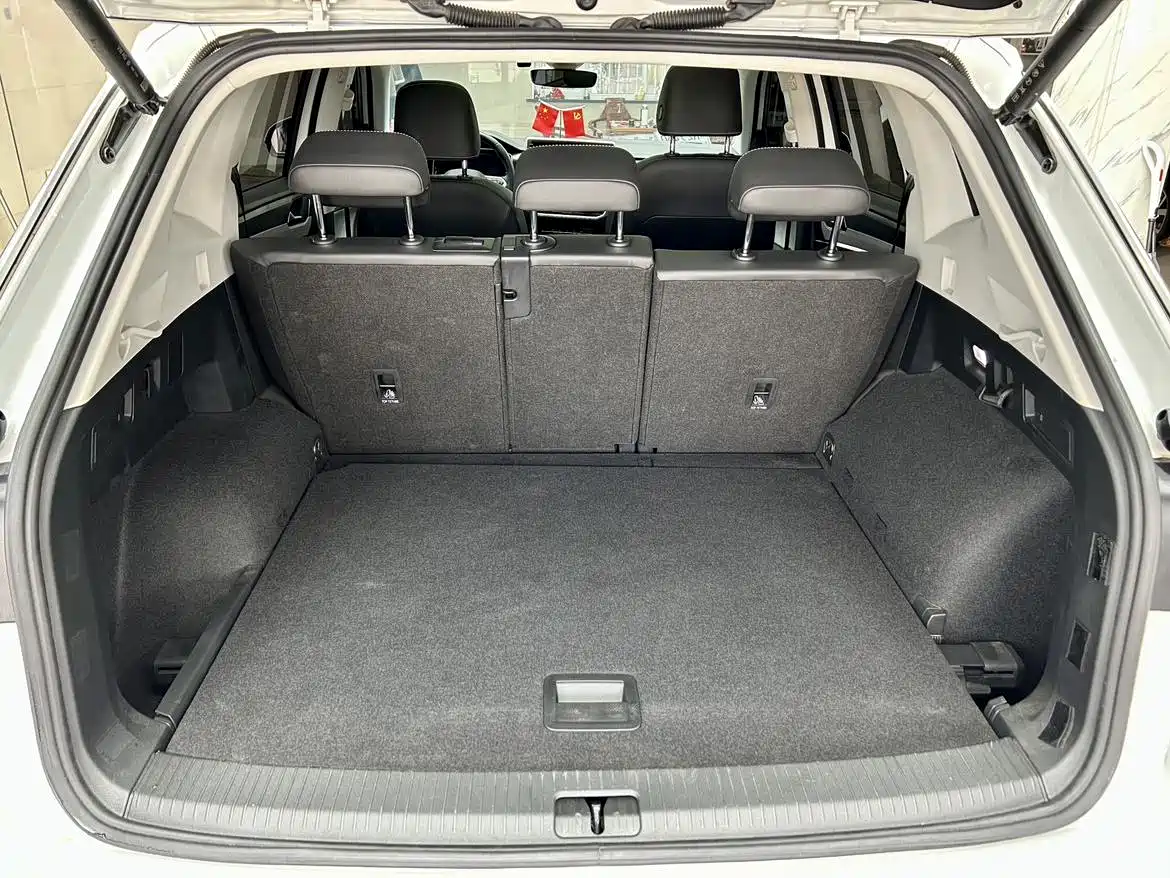 Volkswagen Tayron 2023 280TSI 2WD Luxury Plus Advanced Edition фото 24