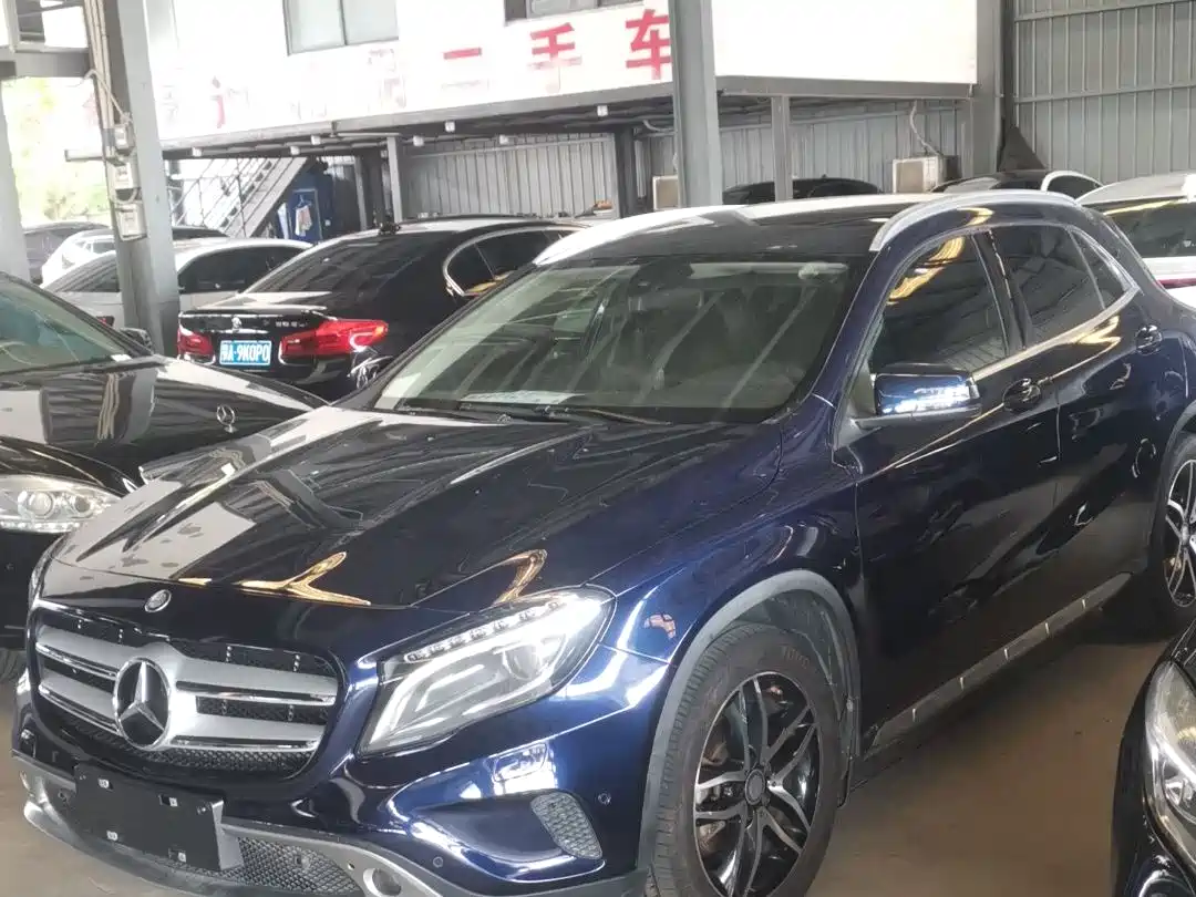 Mercedes-Benz GLA 2016 GLA 200 Dynamic фото 2