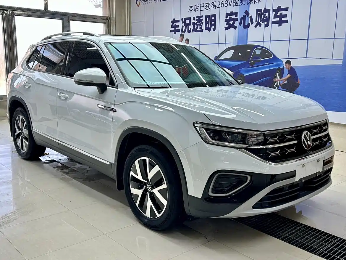 Volkswagen Tayron 2023 280TSI 2WD Luxury Plus Advanced Edition фото 3